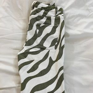 SHEIN green print jeans! NEW